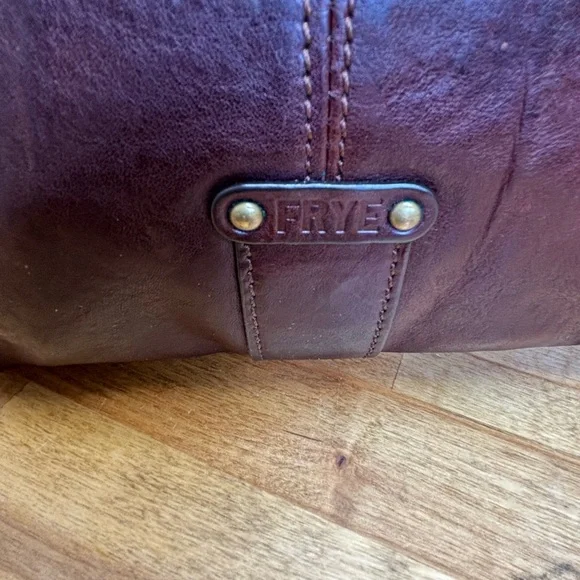 RARE Frye Studded Leather Crossbody Messenger Flap Bag Dark Brown - Picture 4 of 15